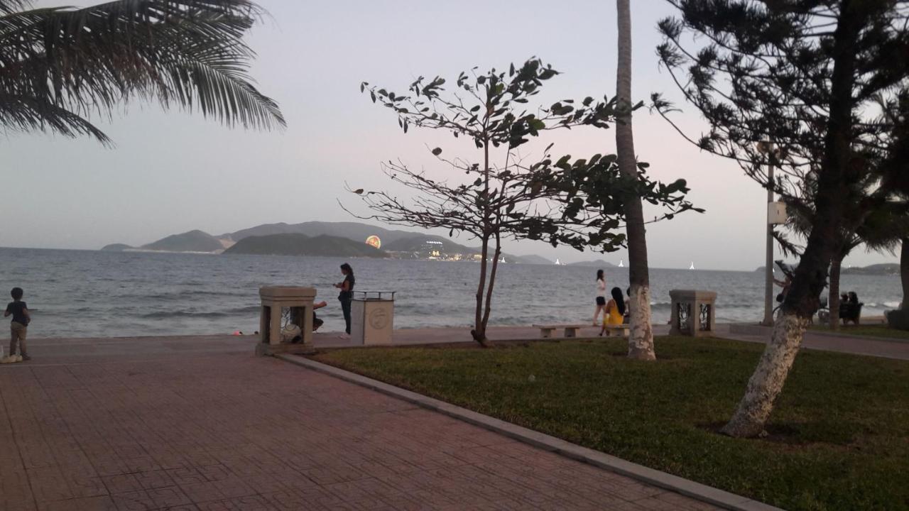 Hotel Yen Indochine Nha Trang Exteriör bild